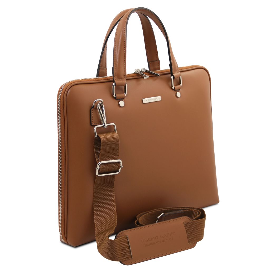 verona-saffiano-leather-business-bag-tl142547 - Konjakki - kuva 2