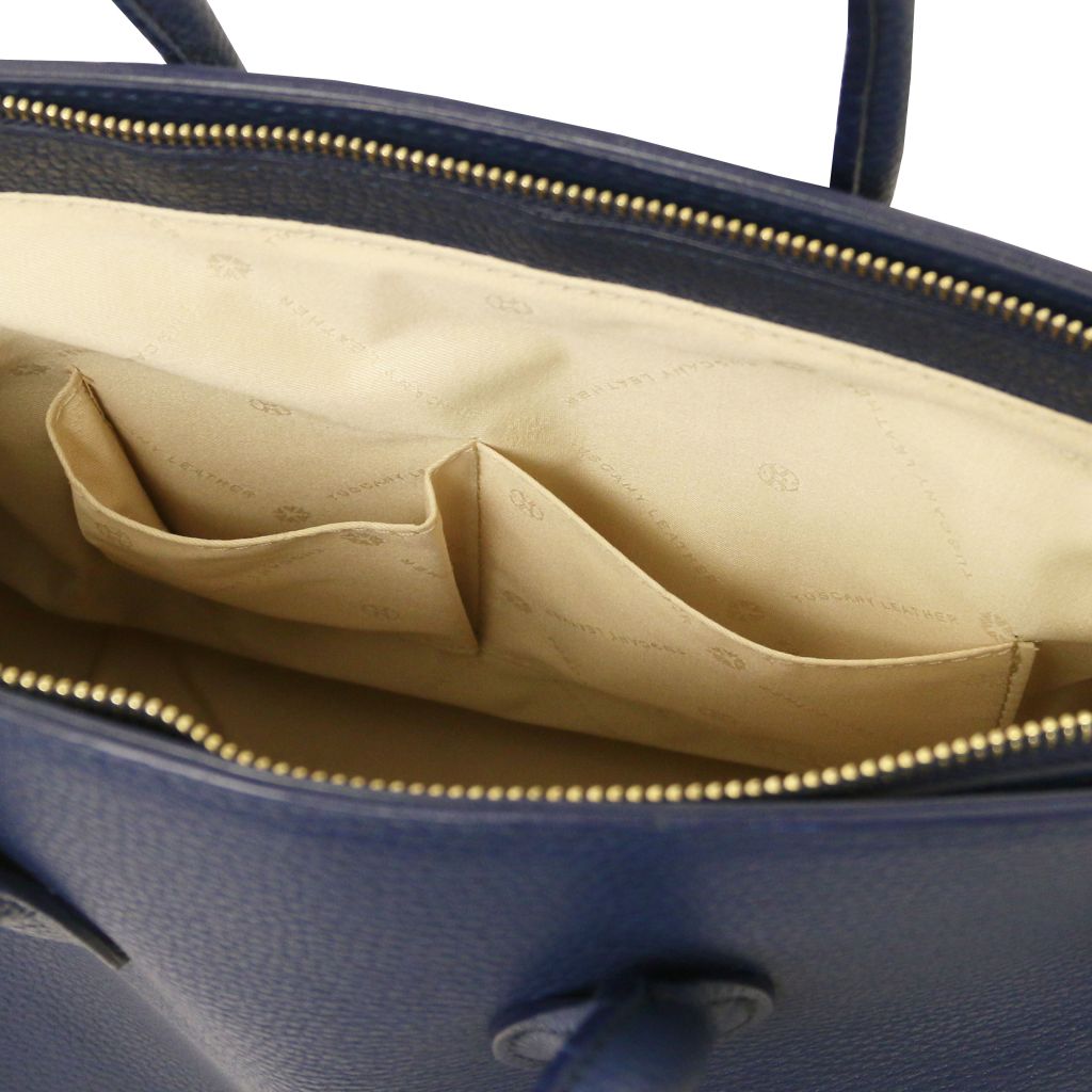 tl-bag-leather-handbag-with-golden-hardware-tl141529 - Tummansininen - kuva 6