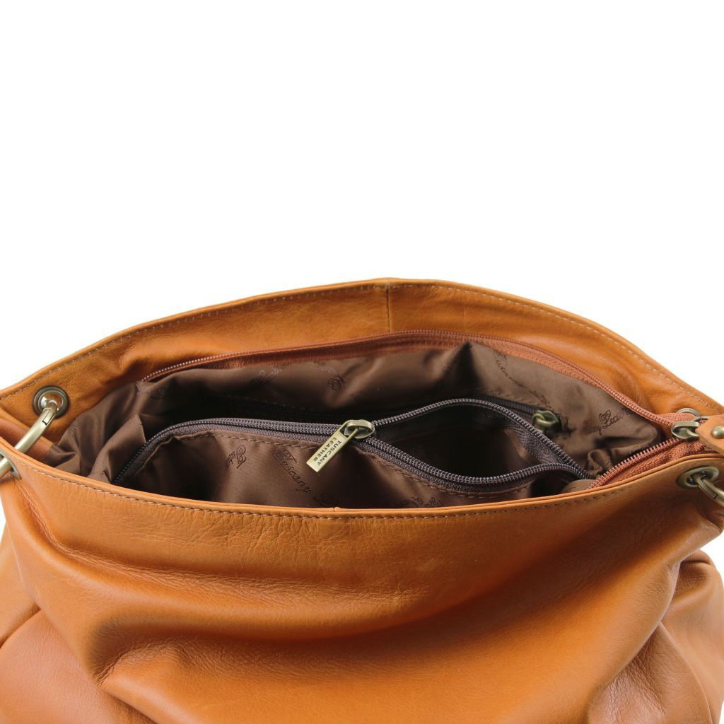 TL Bag - Pehmeä nahkainen olkalaukku tupsuyksityiskohdalla - TL141110