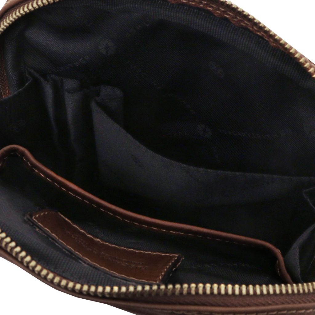 mark-leather-crossbody-bag-tl142428 - Tummanruskea - kuva 6
