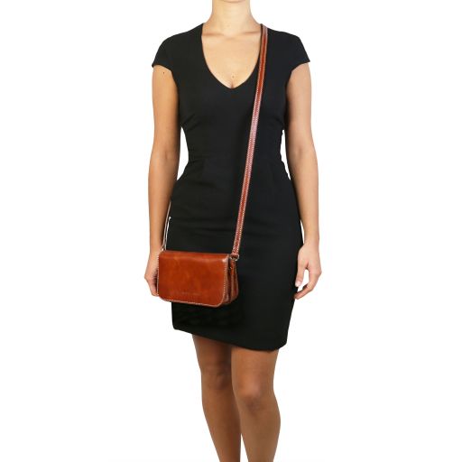 carmen-leather-shoulder-bag-with-flap-tl141713 - Ruskea - kuva 4