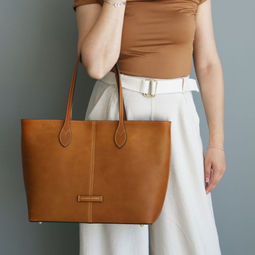 essenza-leather-shoulder-bag-tl142612 - Punainen - kuva 8