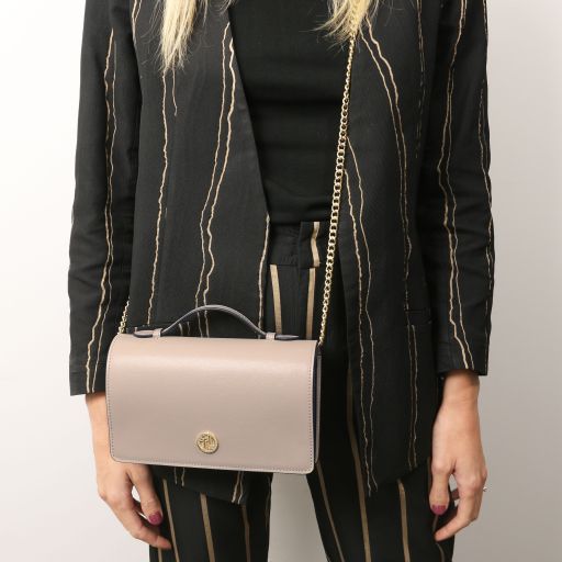 opera-leather-clutch-with-chain-strap-tl142505 - Denim - kuva 6